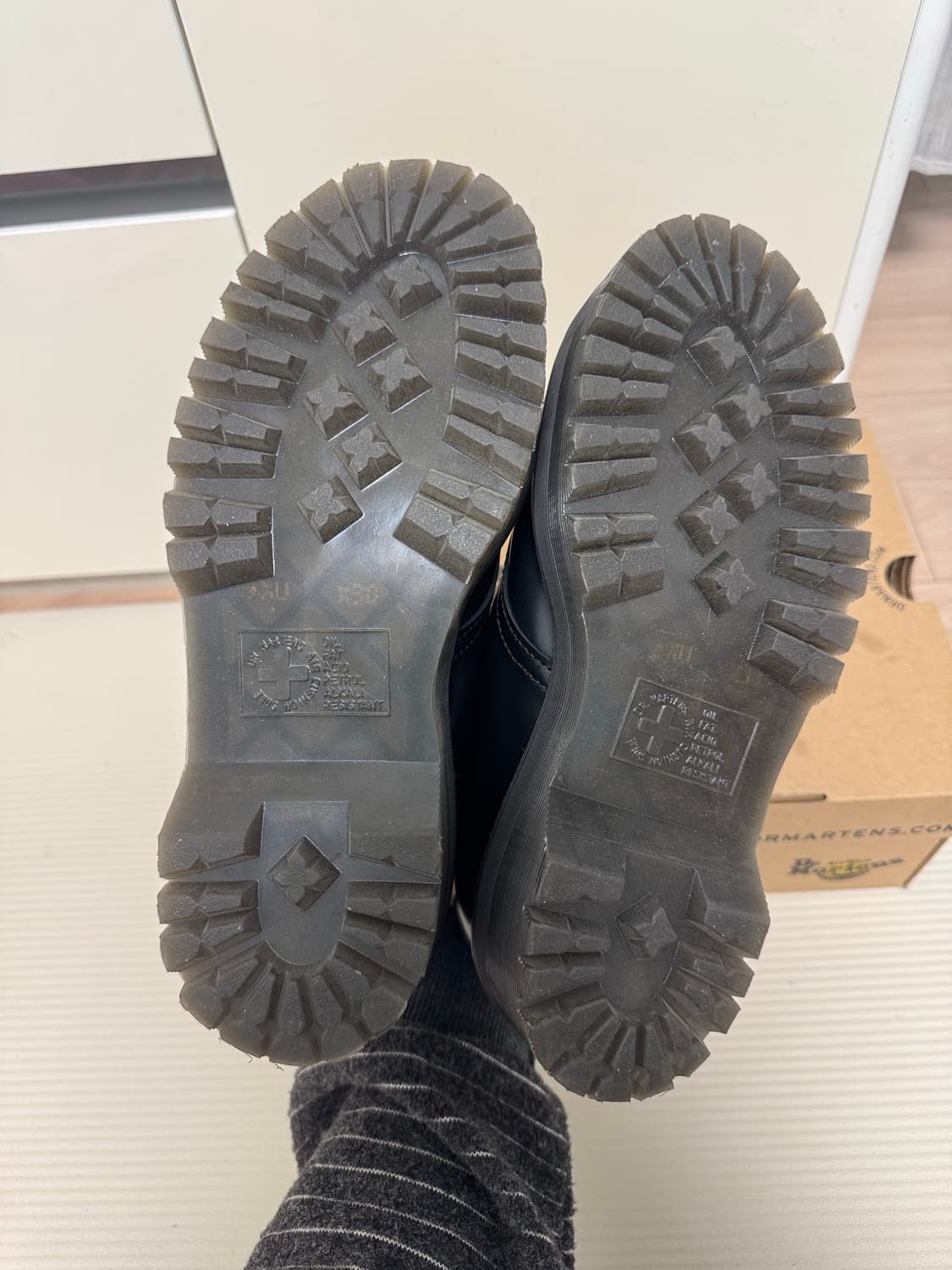 닥터마틴 1461 쿼드 블랙 폴리시드 스무스 230 상품이미지8