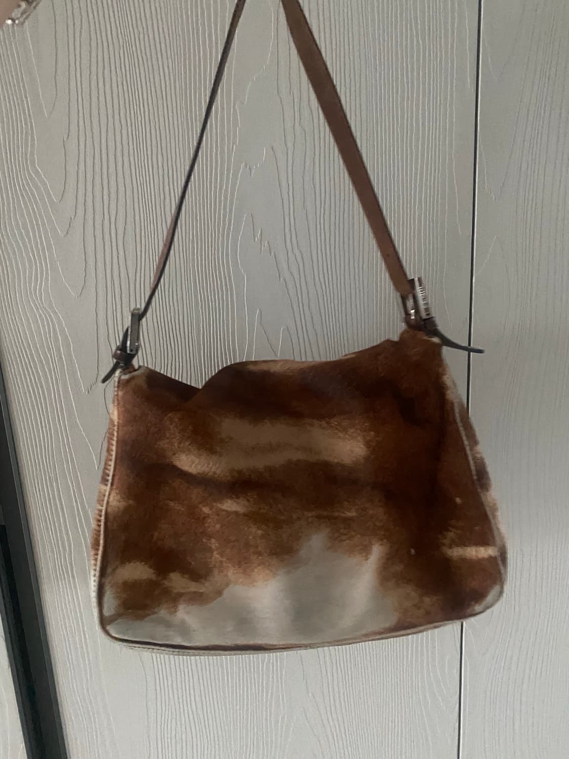 펜디 송치 숄더백 상품이미지3