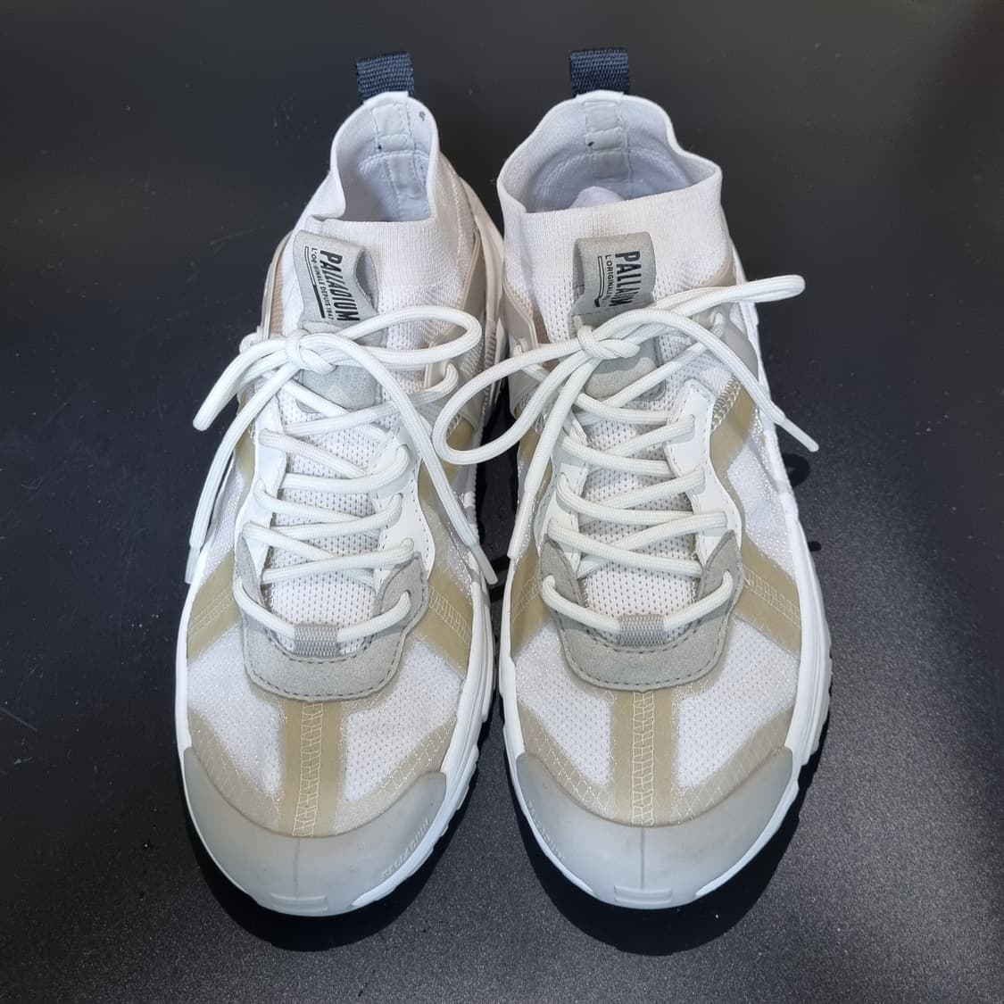 팔라디움 어반 운동화 실사이즈245 상품이미지2