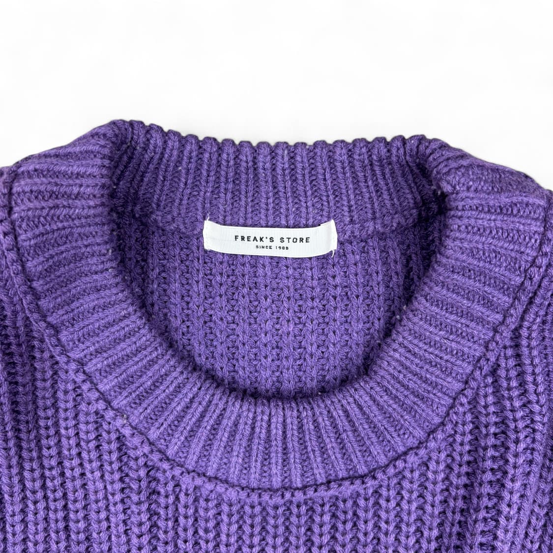 프릭스 스토어 아크릴 스웨 상품이미지3