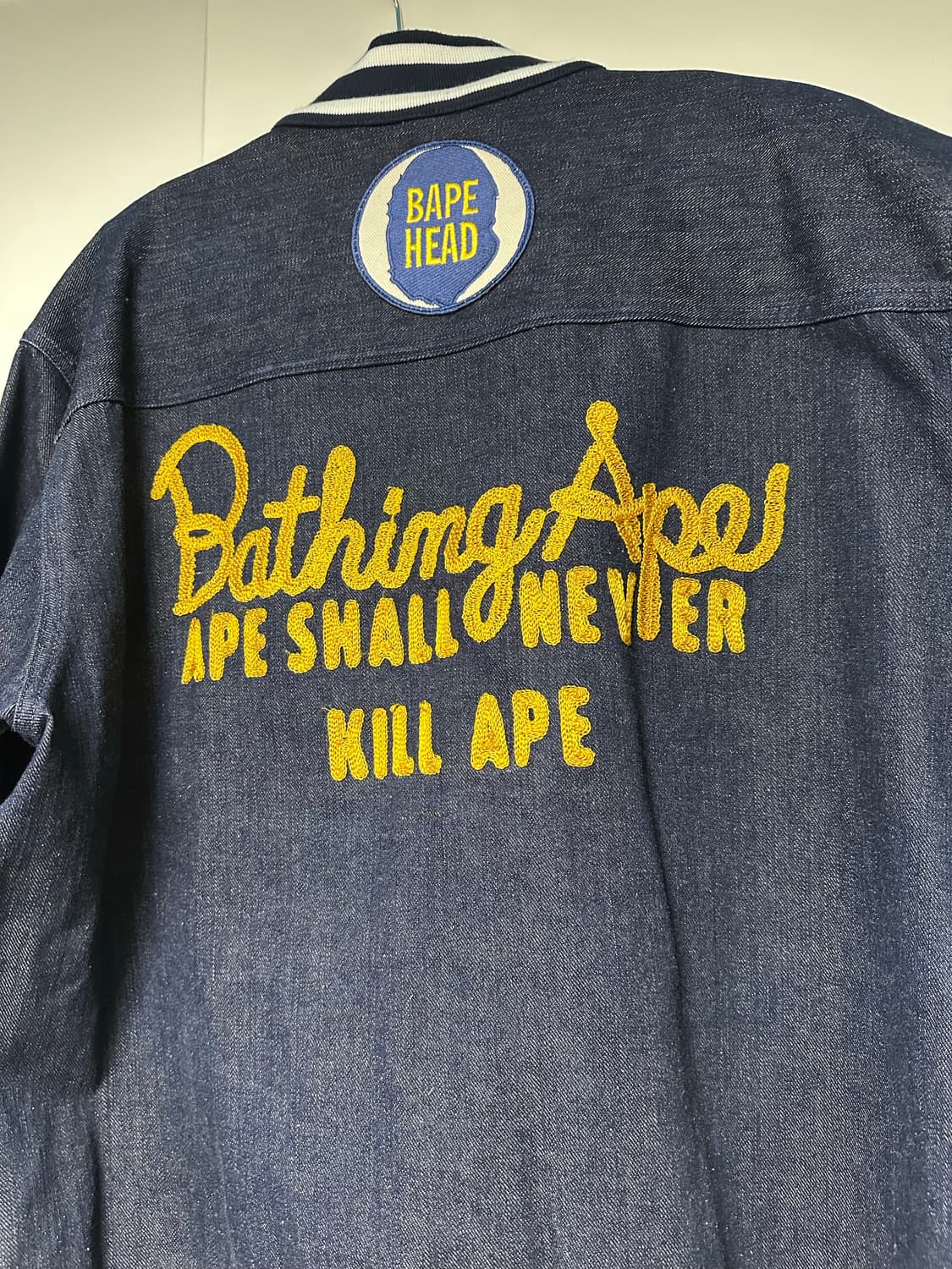 베이프 90's 데님 바시티 자켓 상품이미지6