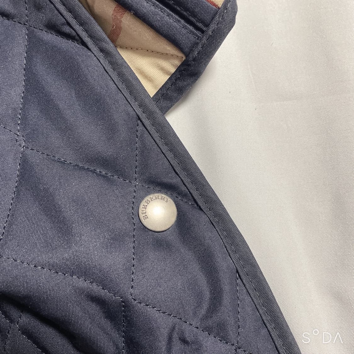 버버리 퀼팅 자켓 네이비 상품이미지7