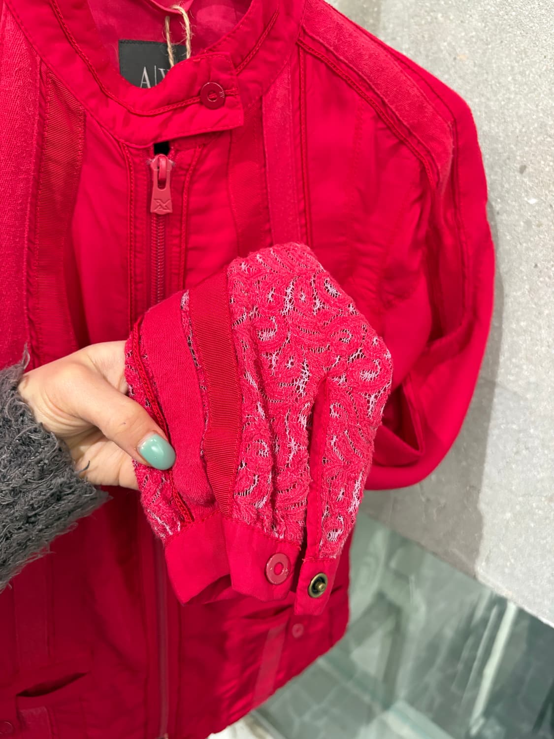 아르마니 익스체인지 레드 자켓 상품이미지7