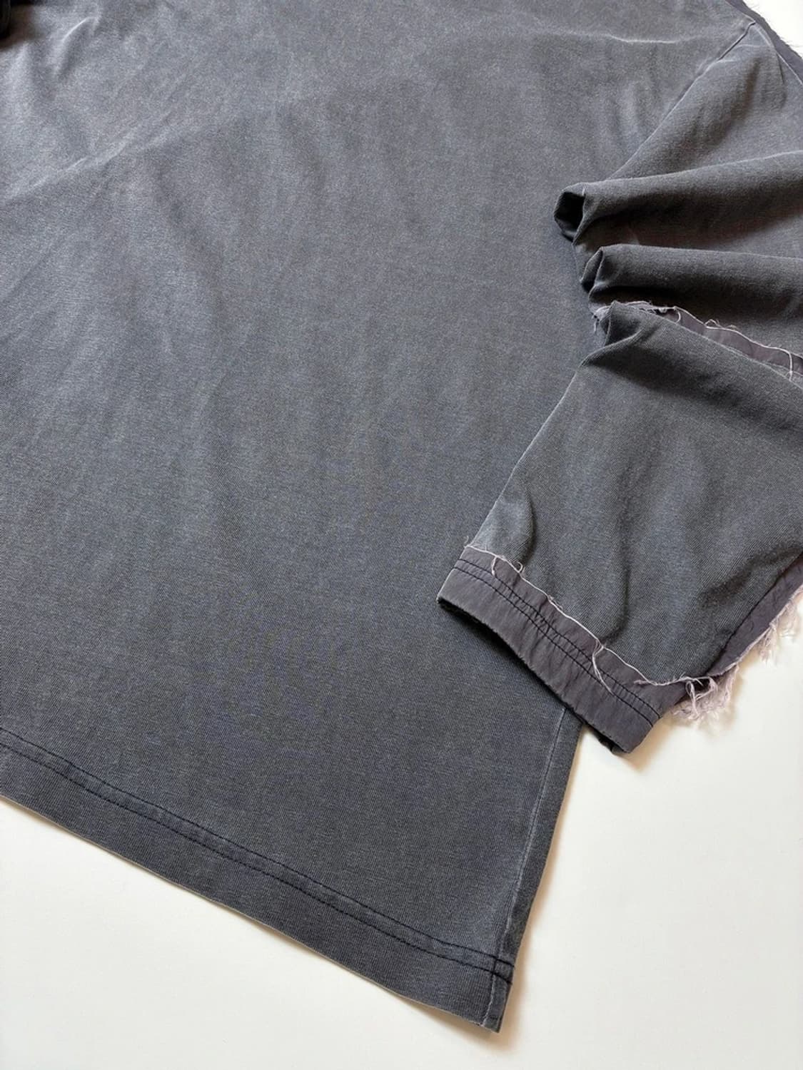 언어펙티드 23FW 피그먼트 빈티지 롱 슬리브 PN9323 상품이미지3