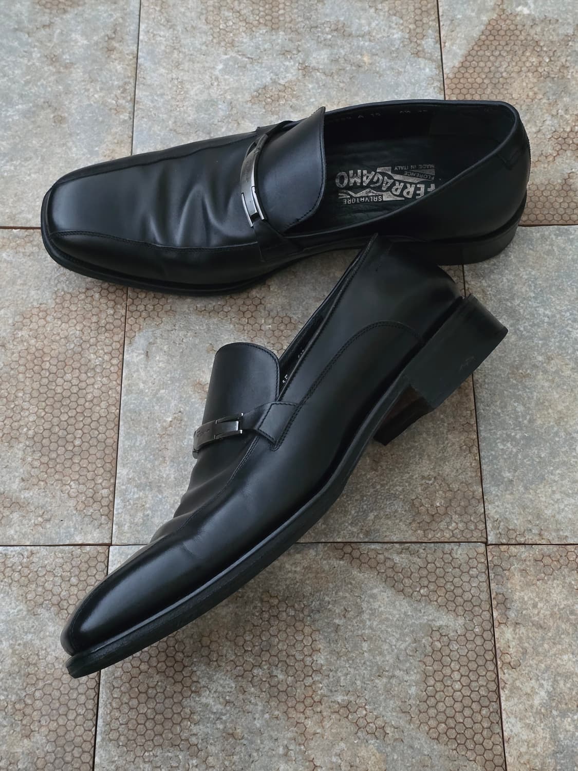 (255)페라가모 블랙 로퍼 구두 상품이미지3