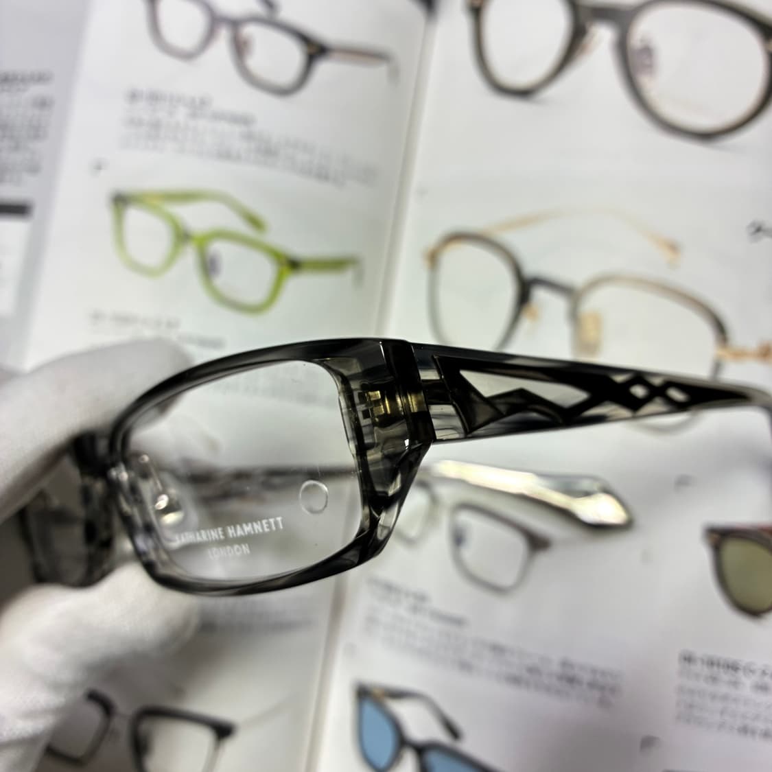 KATHARINE HAMNETT 캐서린 햄넷 뿔테 안경 상품이미지3