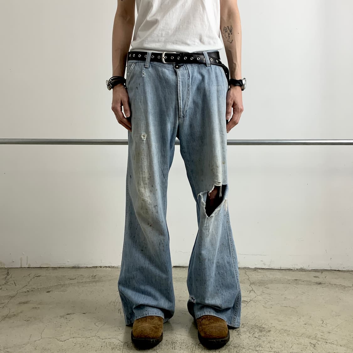 70s 리바이스 더티 워싱 와이드 플레어핏 데님 팬츠 상품이미지2
