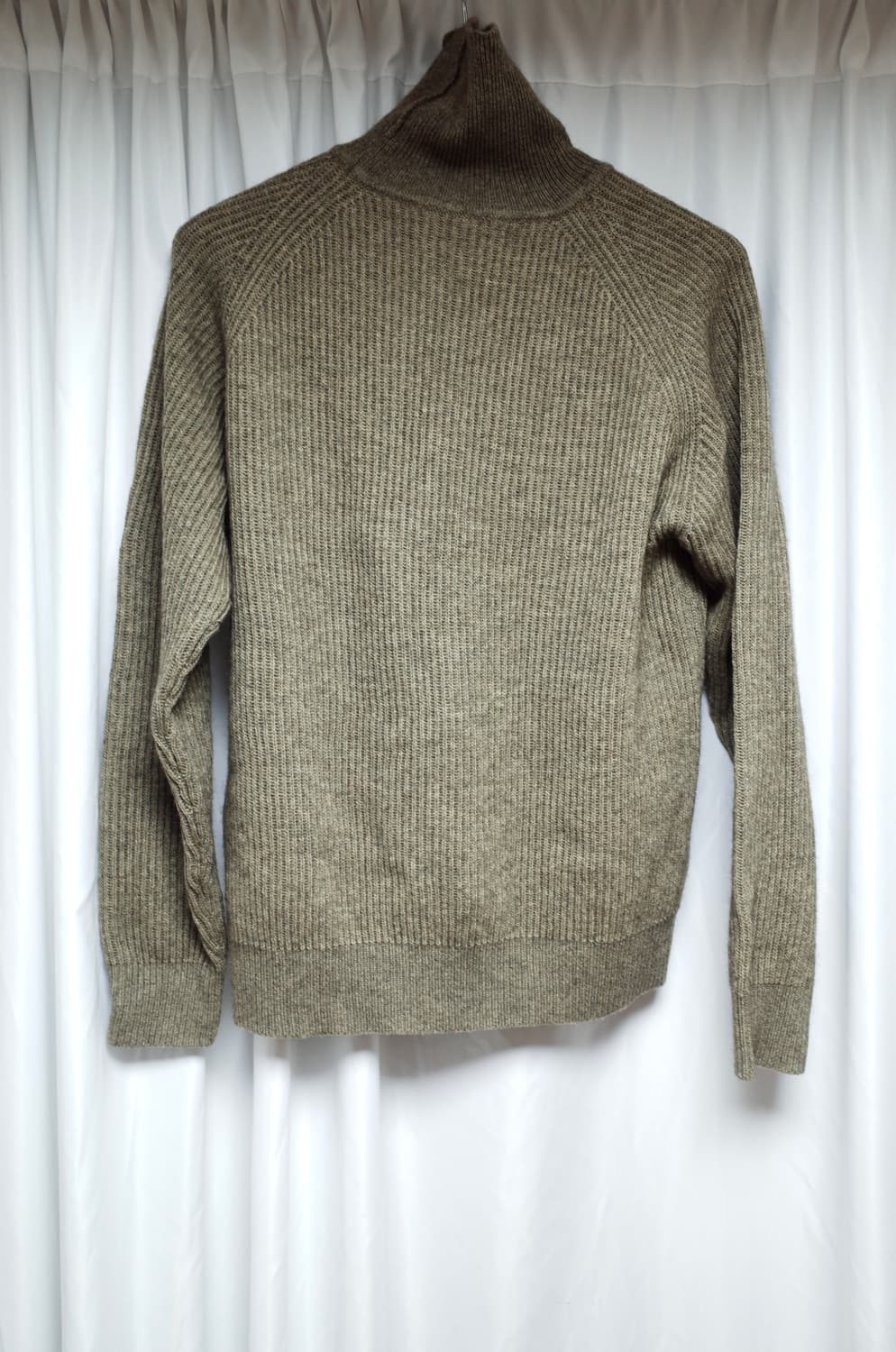 무인양품 야크울 터틀넥 니트 상품이미지3