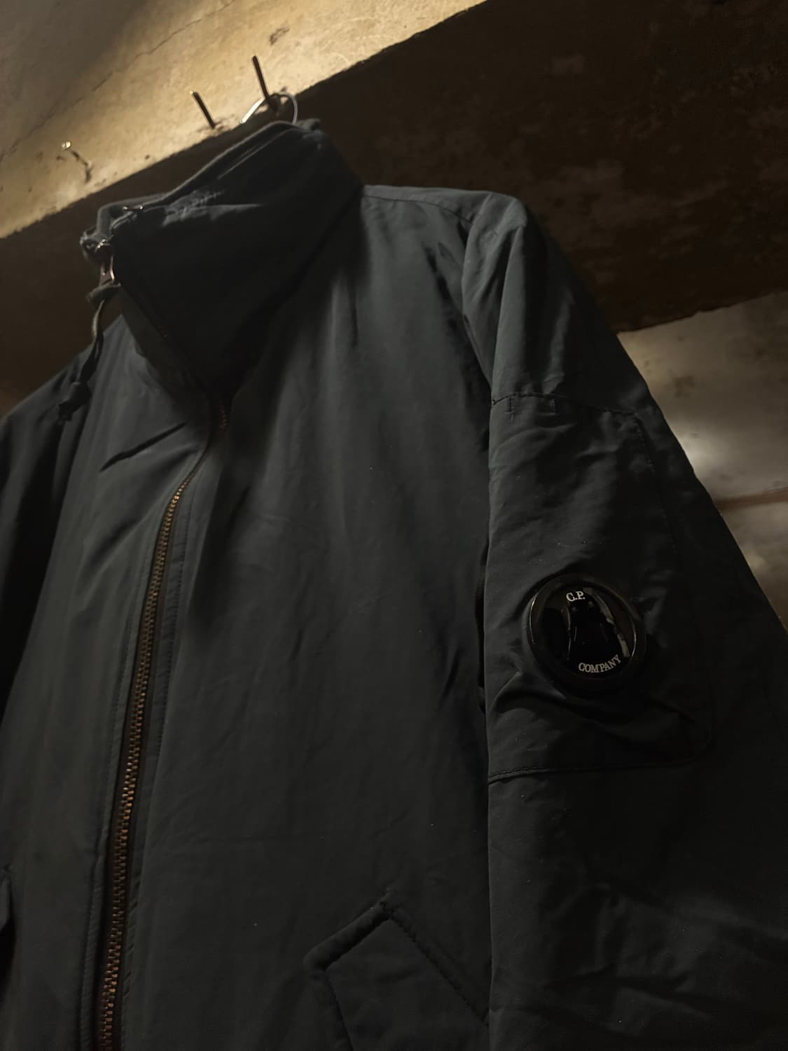 CP COMPANY CP컴퍼니 렌즈 패치 봄버 자켓 상품이미지1