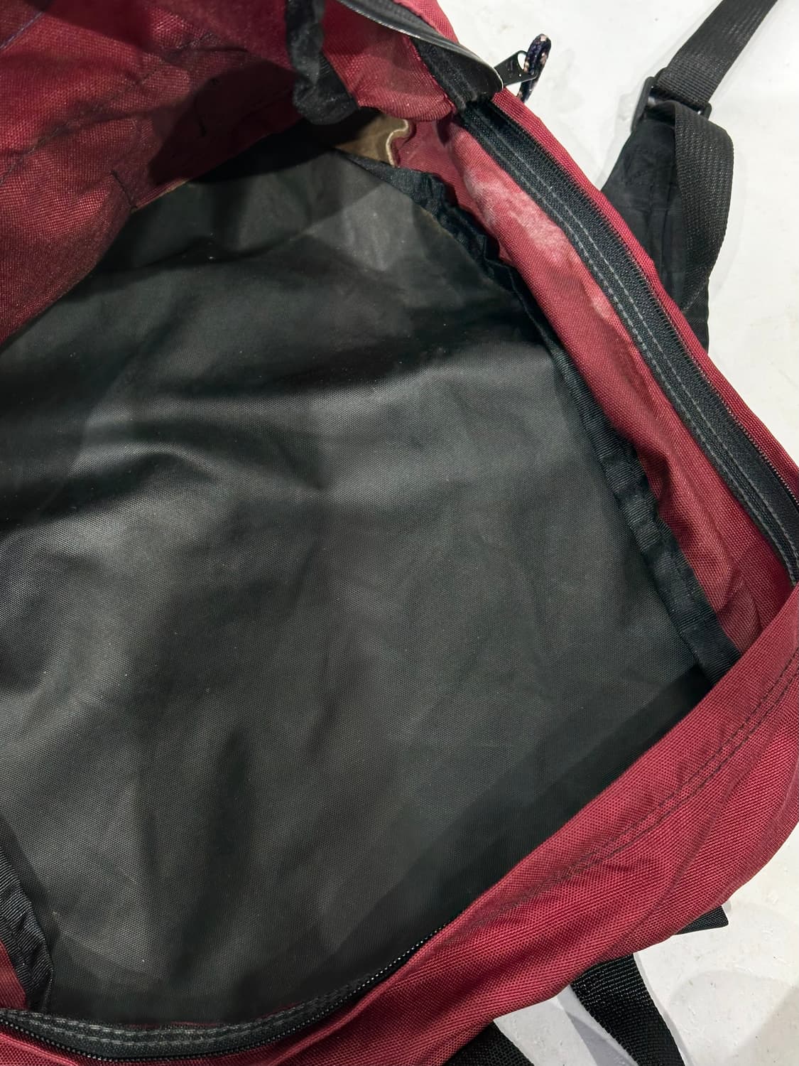 잔스포츠 버건디 백팩 가방  상품이미지6