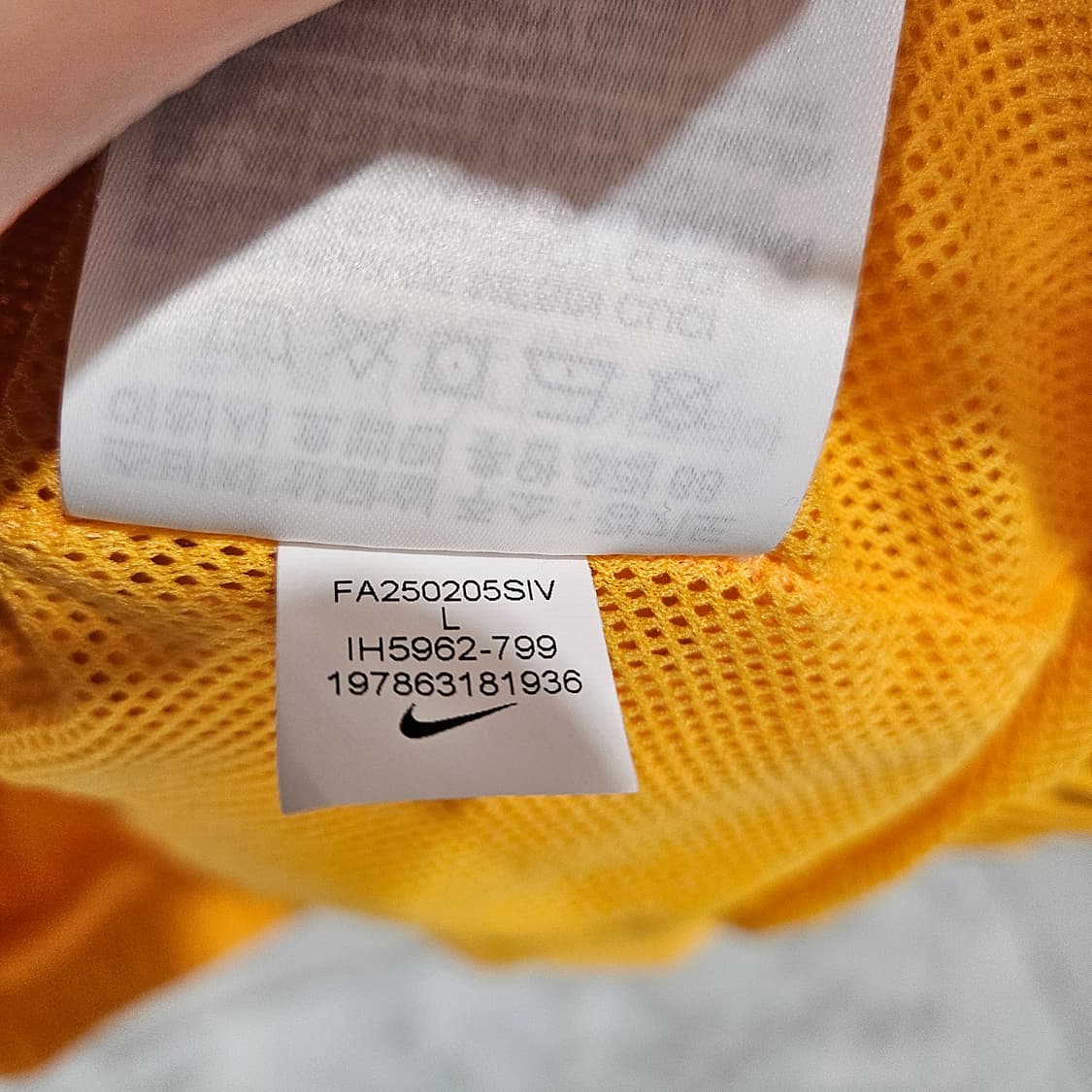 나이키클럽 빅로고 옐로우 배색L 상품이미지7