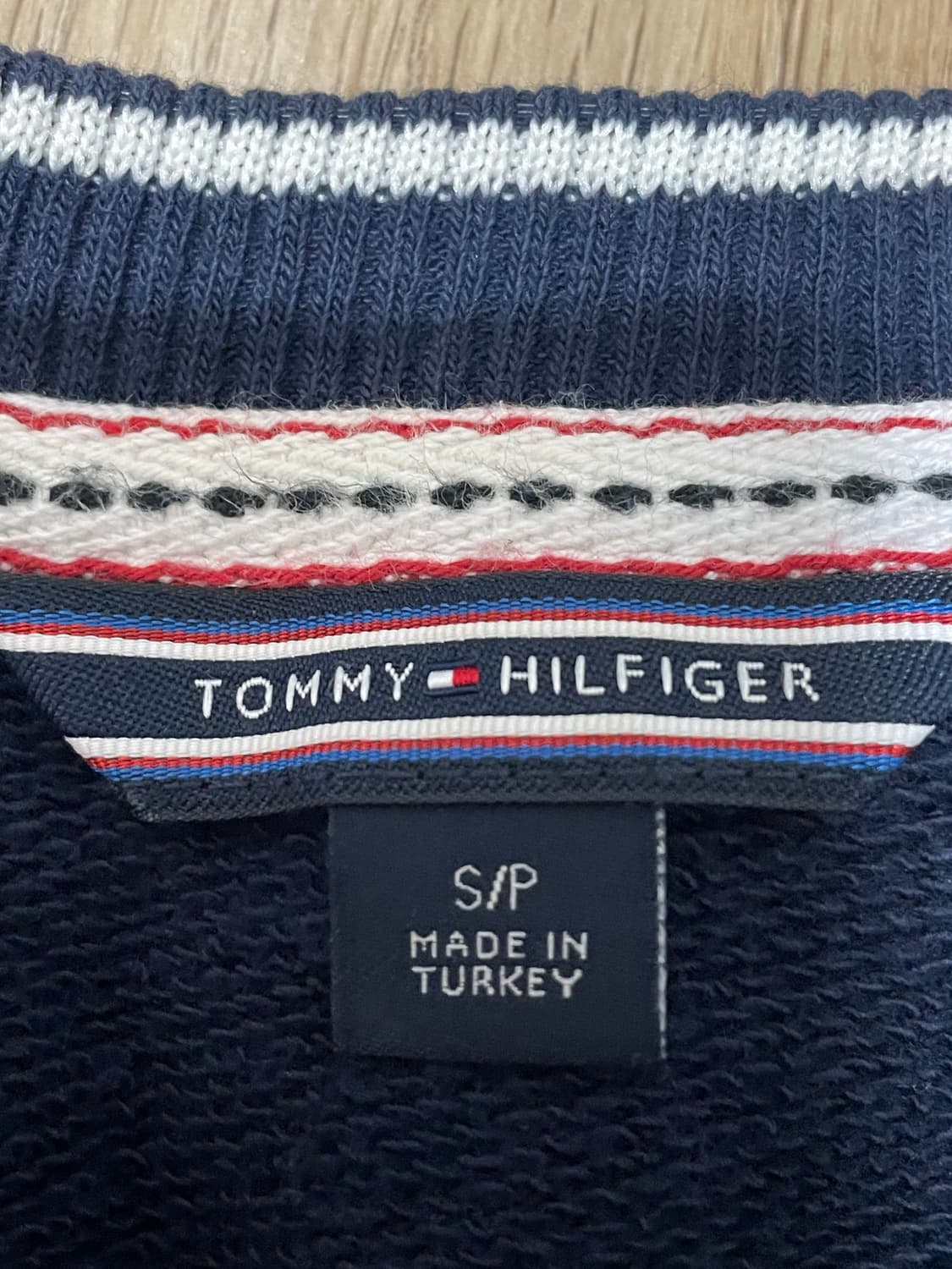 초등학생용 토미힐피거 맨투맨 s사이즈 판매 급처 상품이미지4