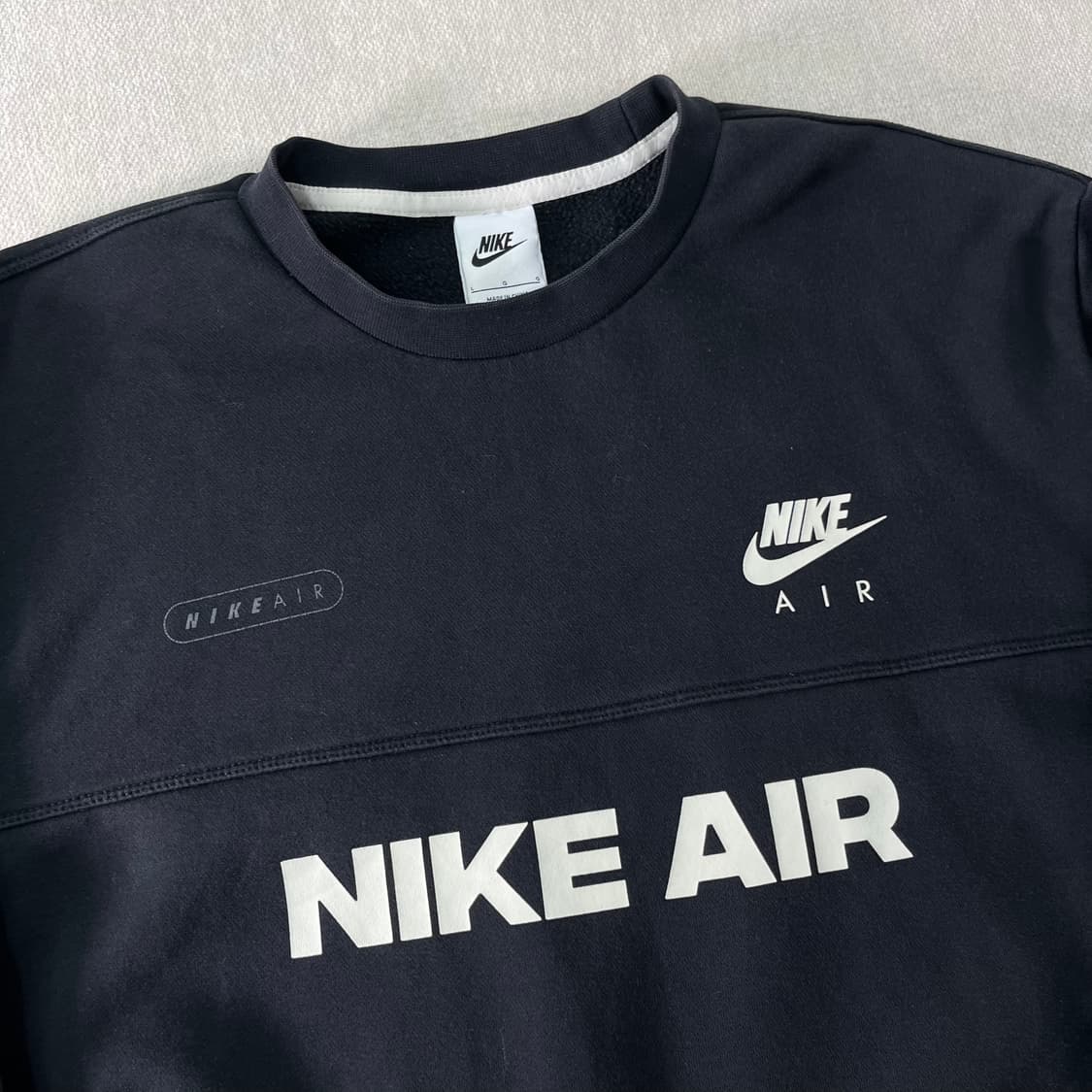 100 나이키 에어 브러시드 백로고 맨투맨 상품이미지3