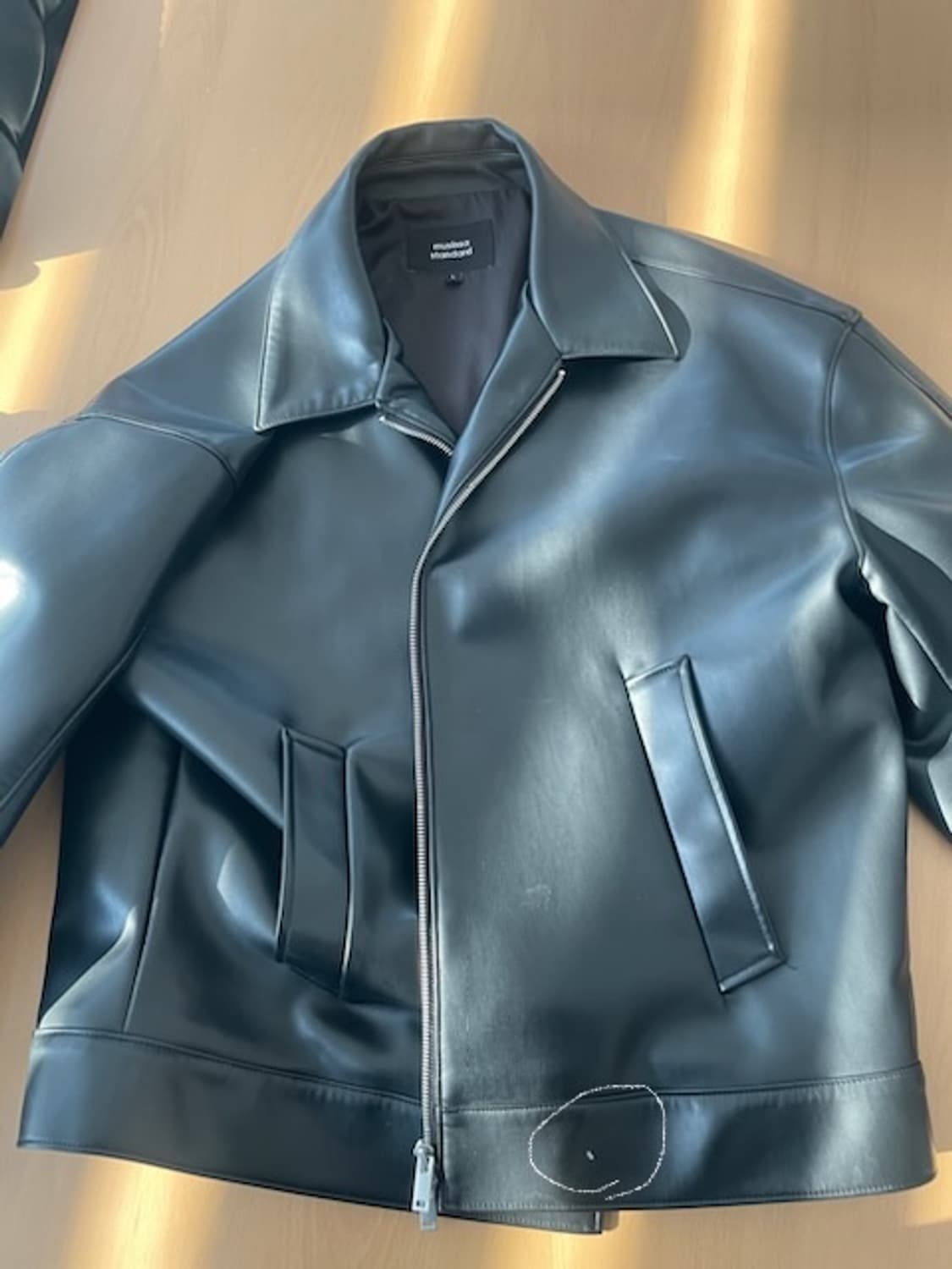 무탠 신세틱 레더 엑스트라 오버사이즈 싱글자켓 L 사이즈 판매합 상품이미지5