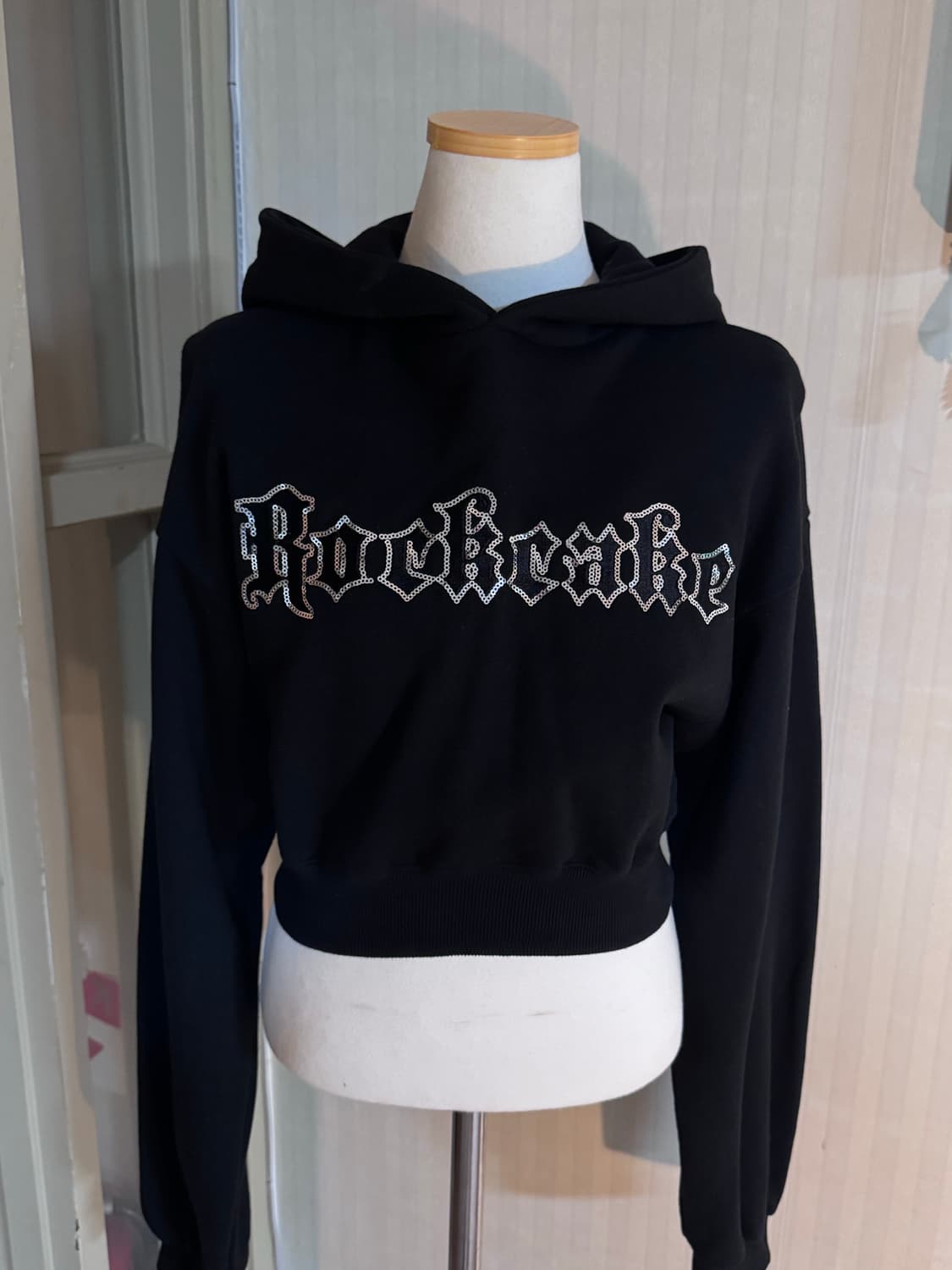 락케이크 스팽글 크롭 후드티 상품이미지1