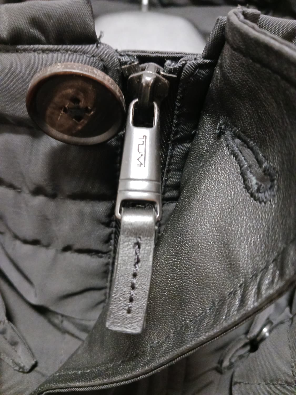 투미 남성패딩 상품이미지2