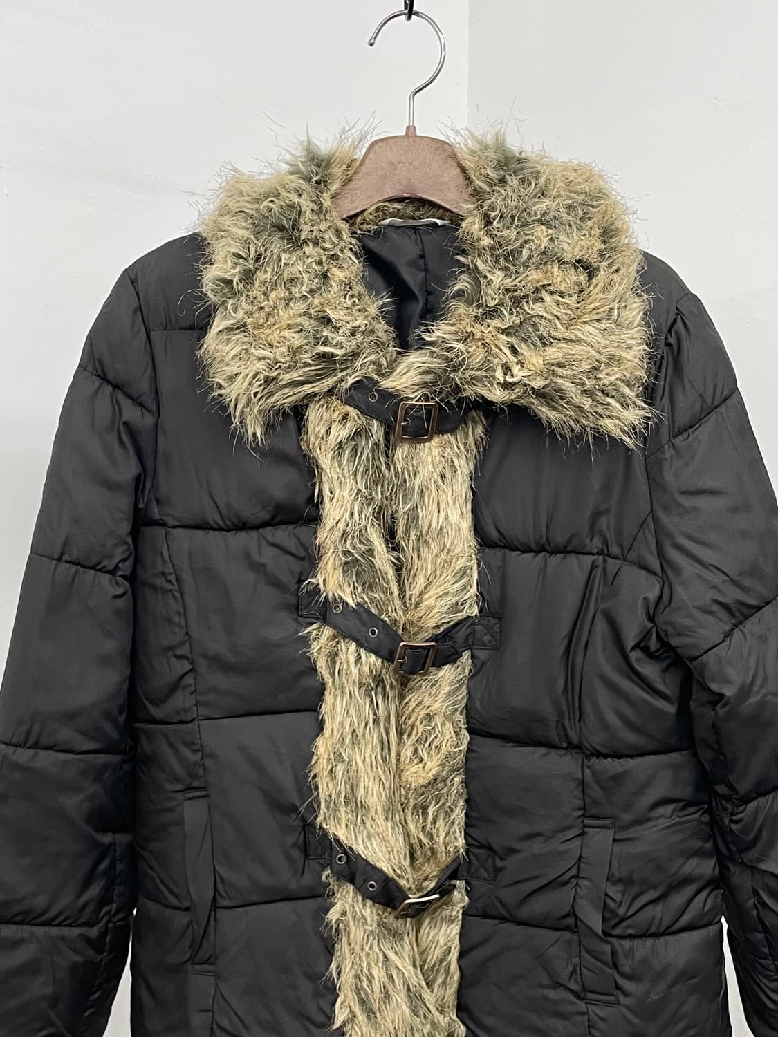 y2k 퍼 트리밍 버클 자켓 상품이미지5