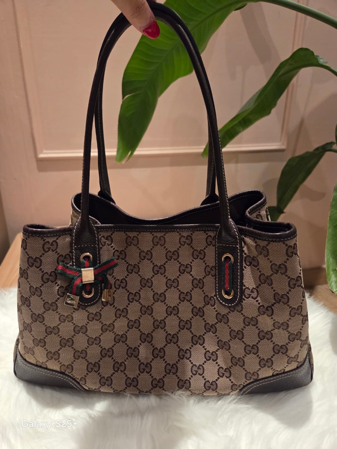 구찌 GG 로고 캔버스 자카드 토트백 상품이미지2