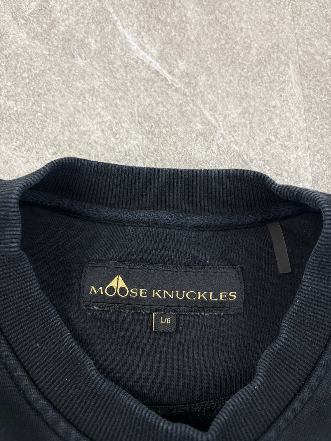 - Moose Knuckles Gold Logo Sweatshirt    상품이미지3