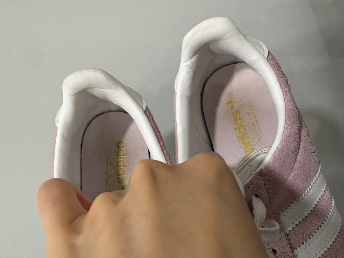 아디다스 가젤 핑흰 235 상품이미지5