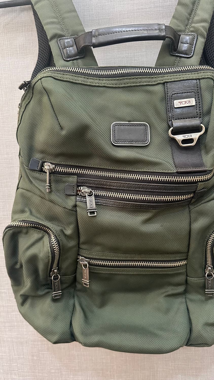 투미 백팩 올리브 상품이미지2