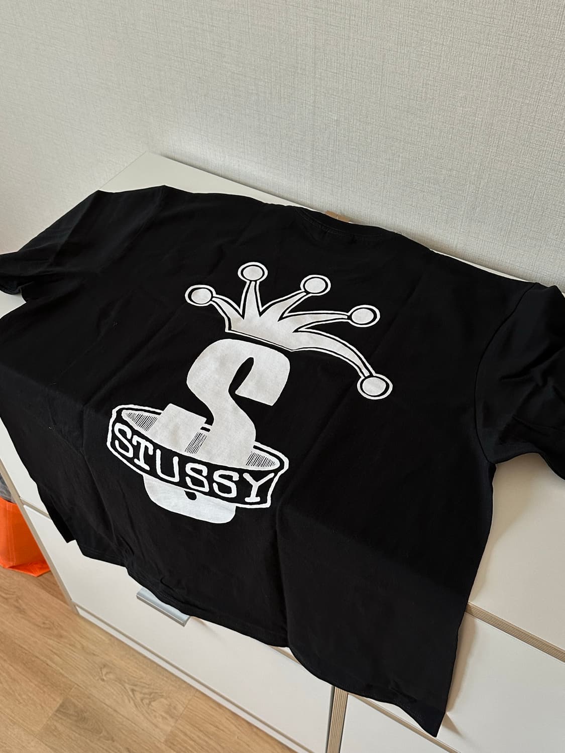 스투시 왕관 티셔츠 상품이미지1