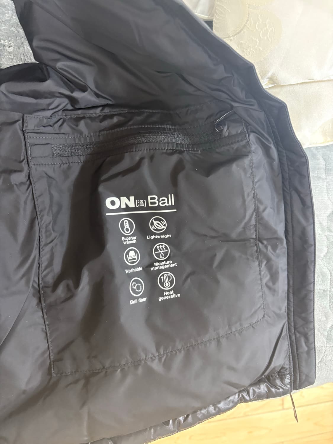 노스페이스 눕시 조끼 패딩 블랙 상품이미지3