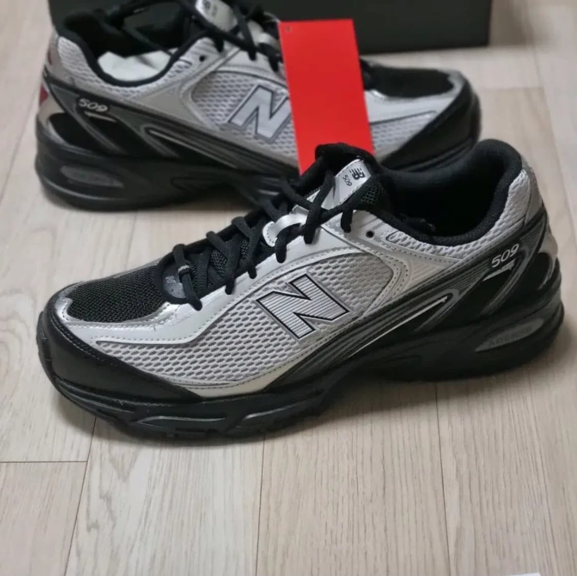 새제품275)뉴발란스 509 그레이 실버 블랙 U509BG 상품이미지3