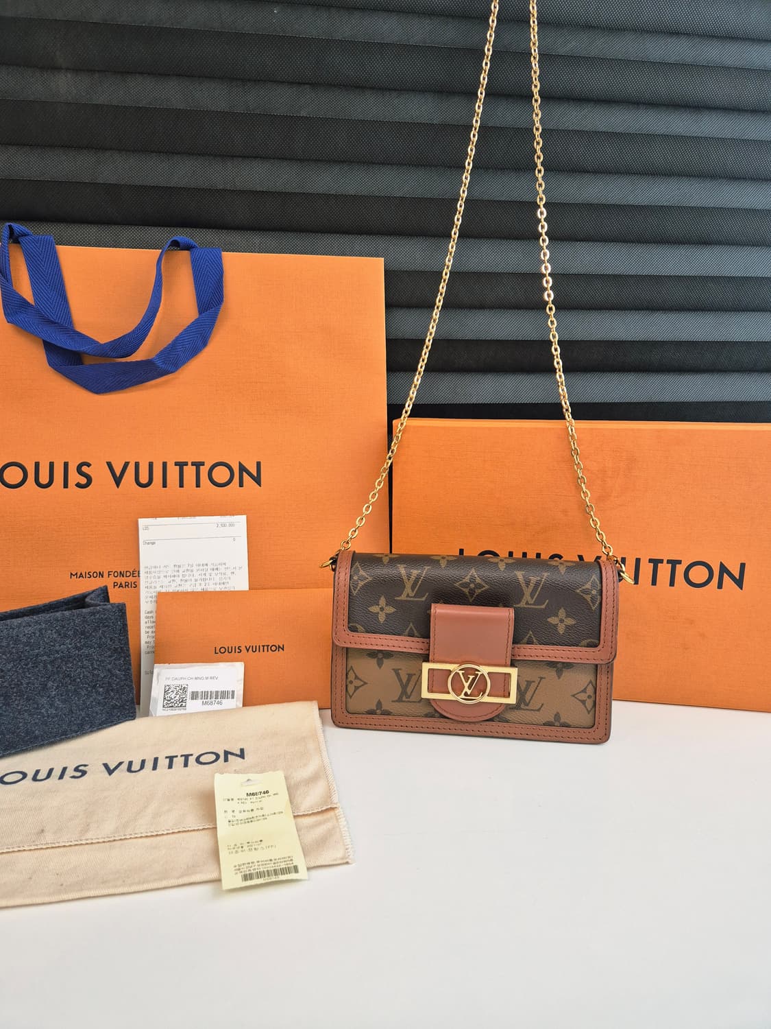 루이비통 돌핀 체인 월릿 (풀구성) 상태최상 상품이미지1