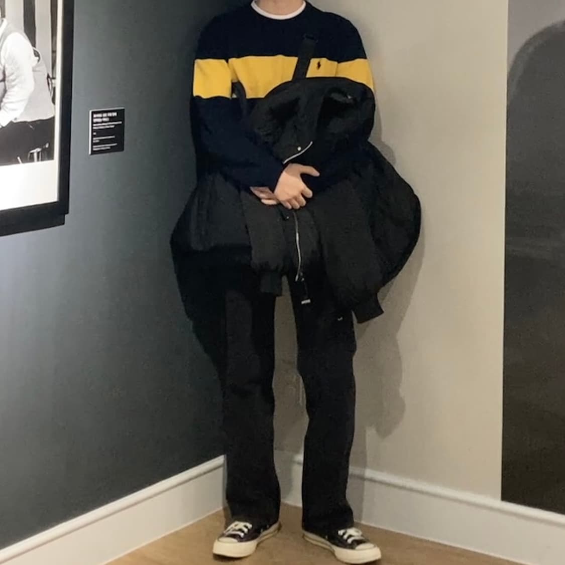 폴로 배색 니트 상품이미지3