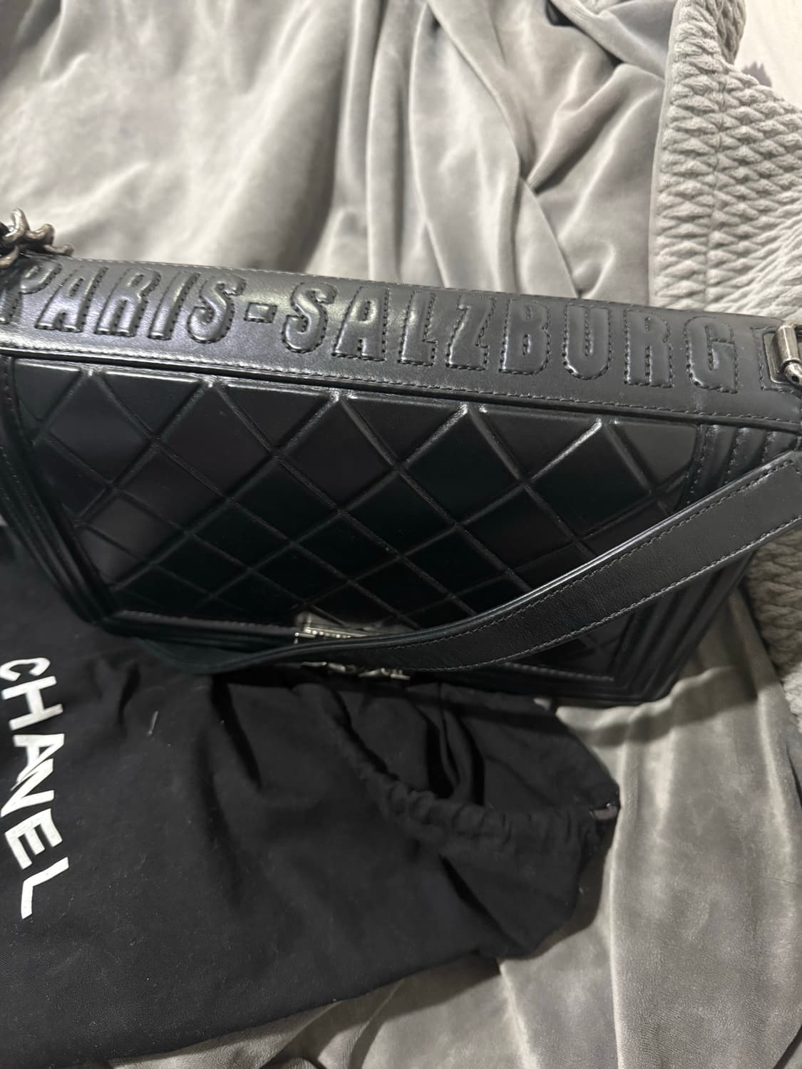 샤넬 보이백 미디움  상품이미지4