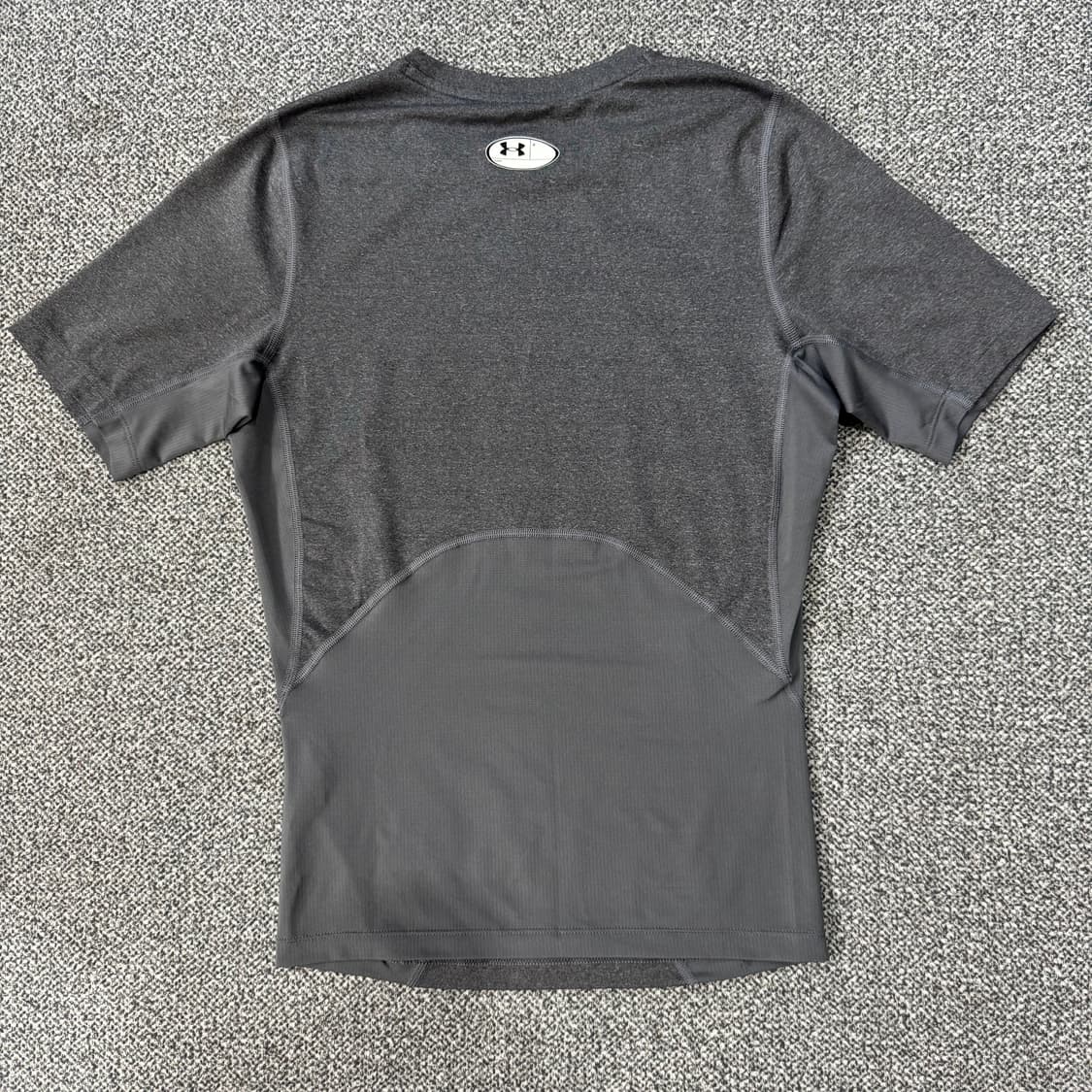 언더아머 히트기어 숏슬리브 컴프레션 셔츠 상품이미지2