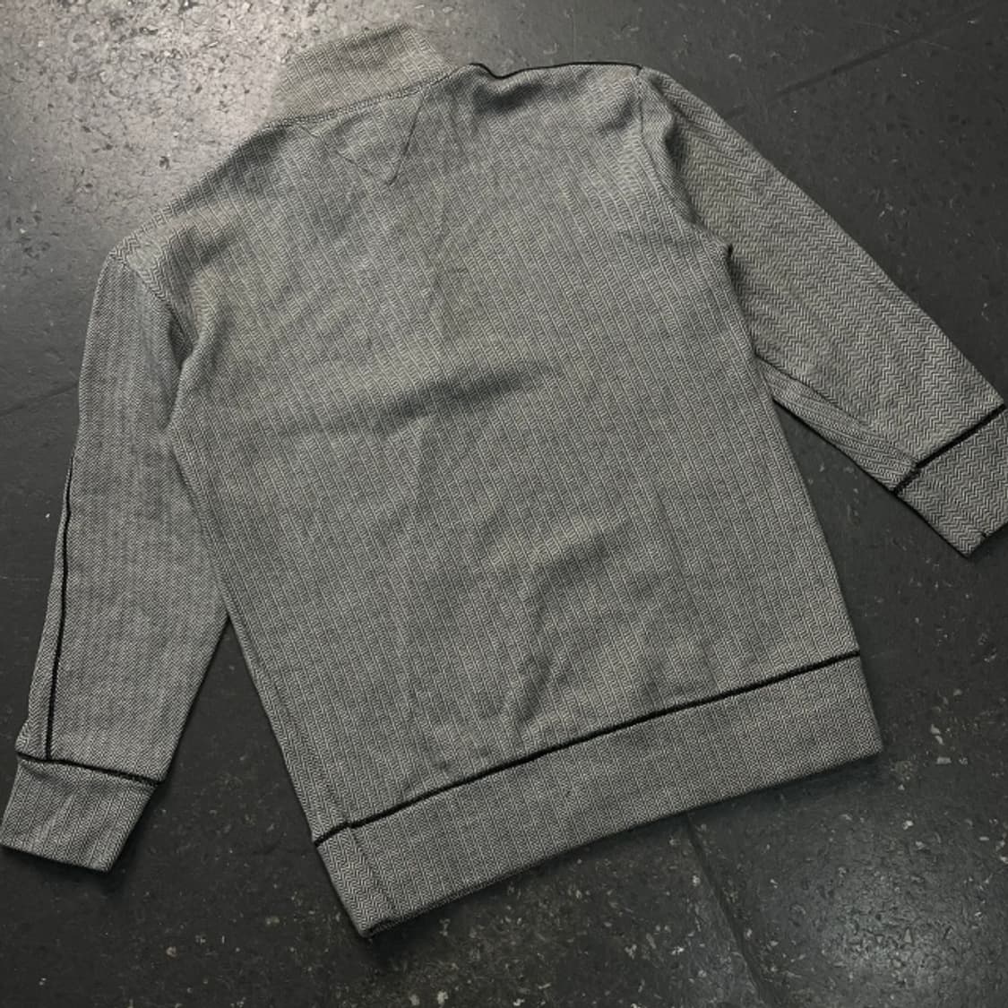 100 타미힐피거 반버튼 맨투맨 상품이미지4