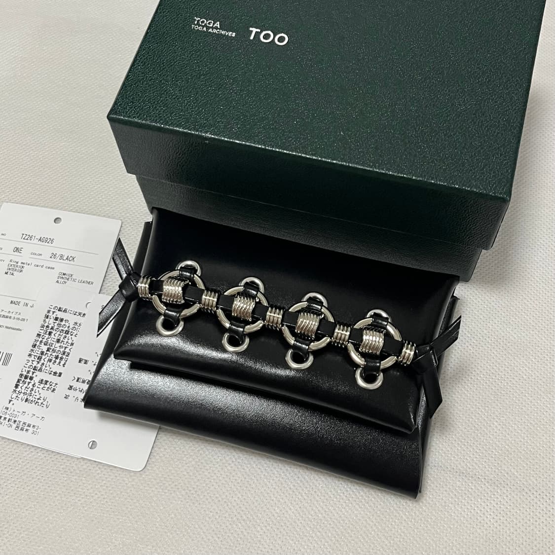 토가 TOGA 26ss 링 메탈 카드지갑/블랙 상품이미지1