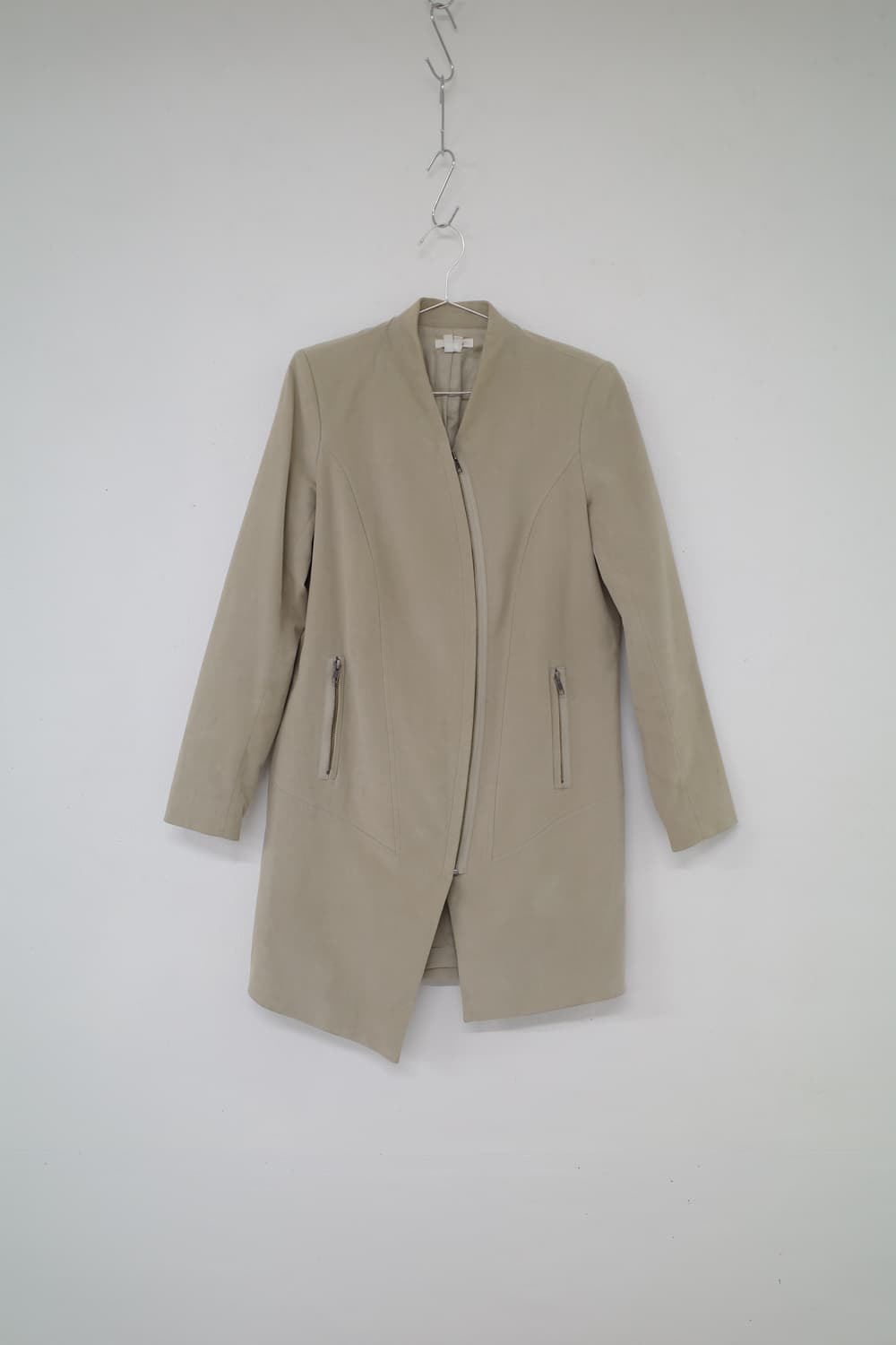 Helmut Lang Curved Zipper Coat 상품이미지1