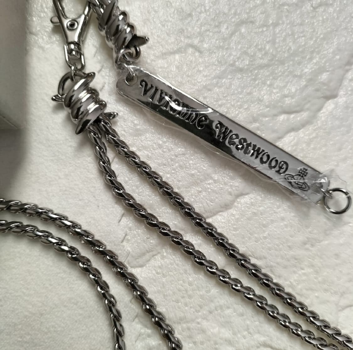비비안웨스트우드 아카이브 레터링 orb 각인 레어이드 체인 초커 목걸이 상품이미지7