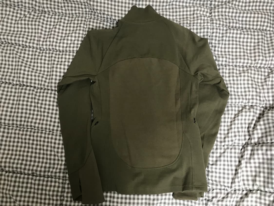 (3)Hyein seo 혜인서 모크넥 탑 카키 상품이미지2