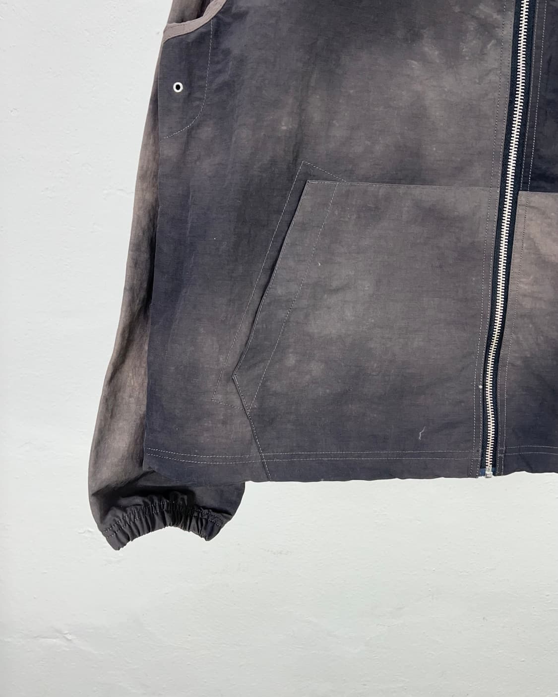 스투시 24FW 블랙 비치 쉘 웨이브 다이 자켓 상품이미지4