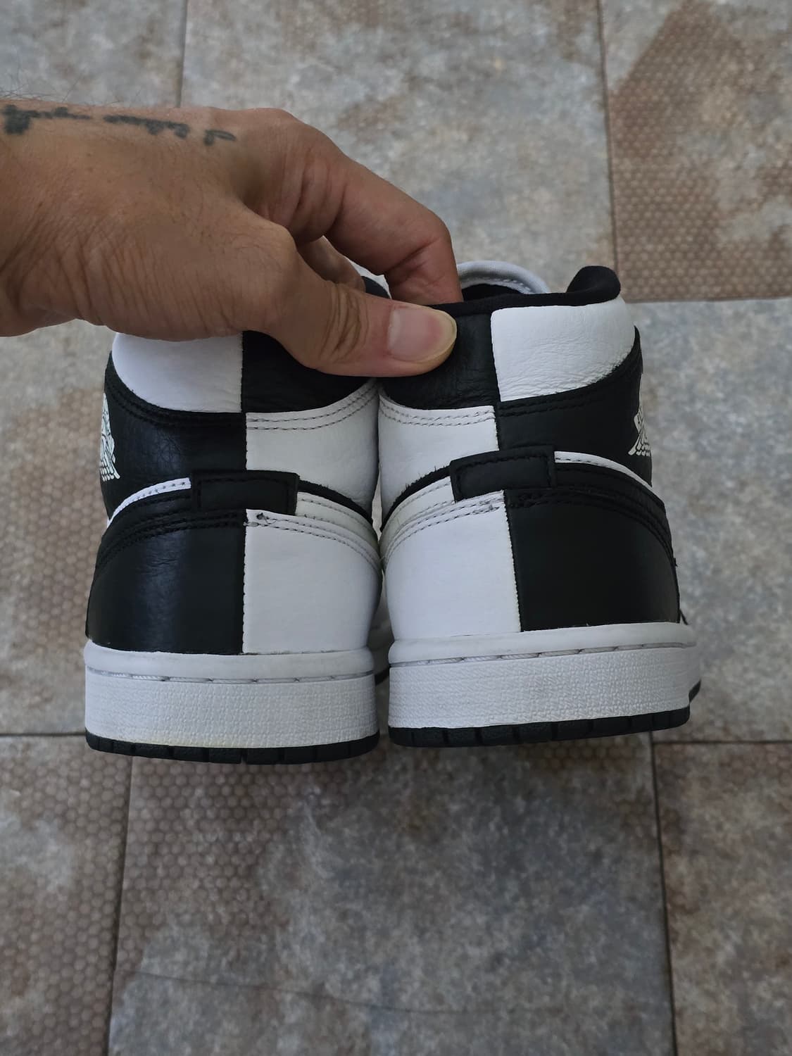 (240)나이키 에어 조던 1 미드 se 블랙 화이트 상품이미지7