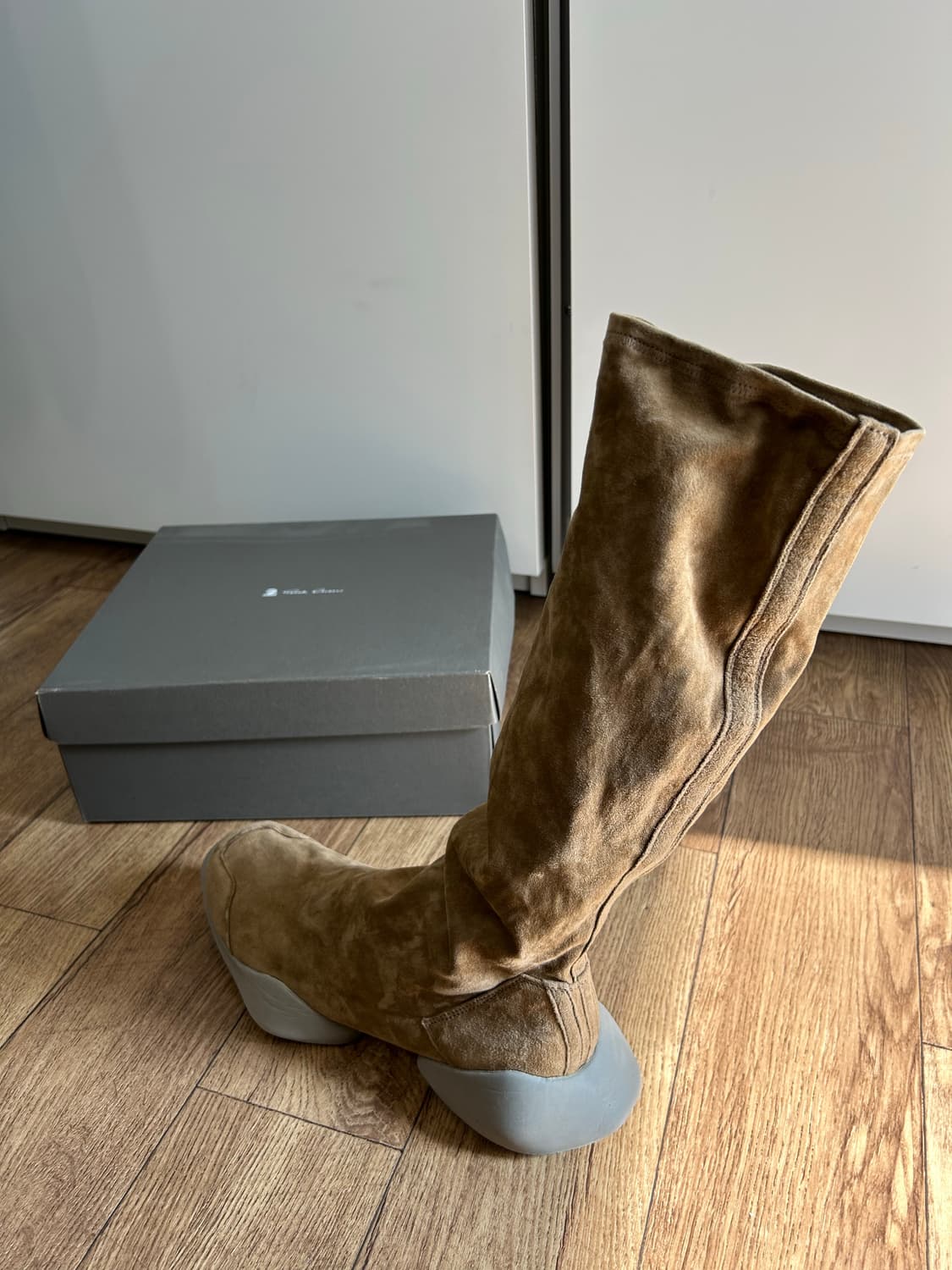 릭오웬스 아디다스 러너 삭스 하이 상품이미지4