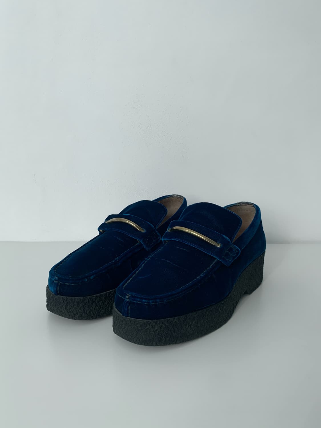 Velour Flatform Loafer 상품이미지3