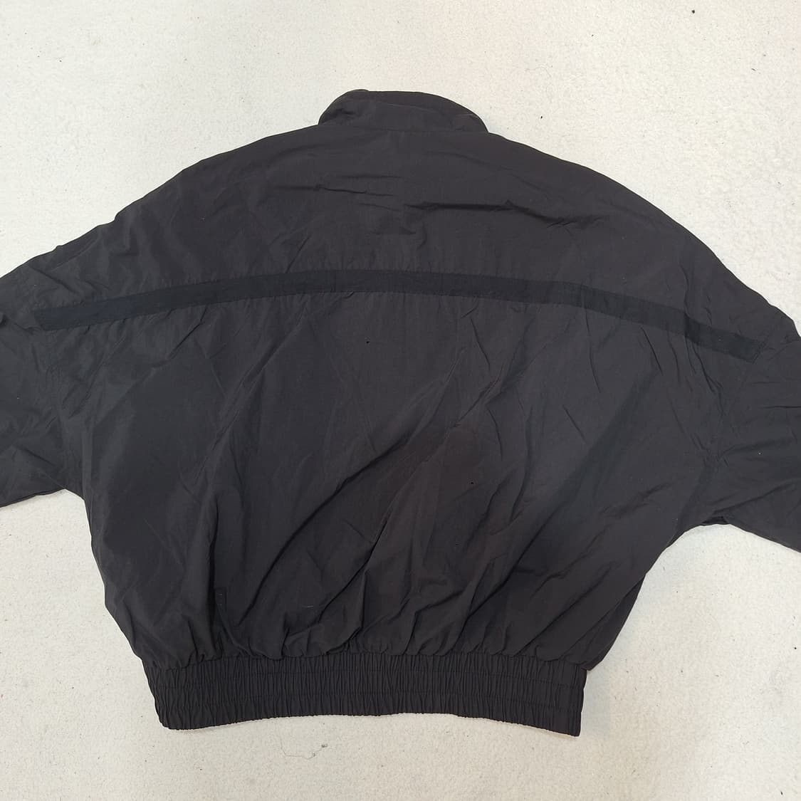 게스 크롭바람막이XS 상품이미지6