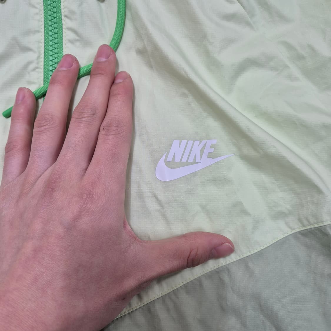 나이키 NSW 윈드러너 그린 글로우 후드 바람막이 자켓 2XL(110) 상품이미지4