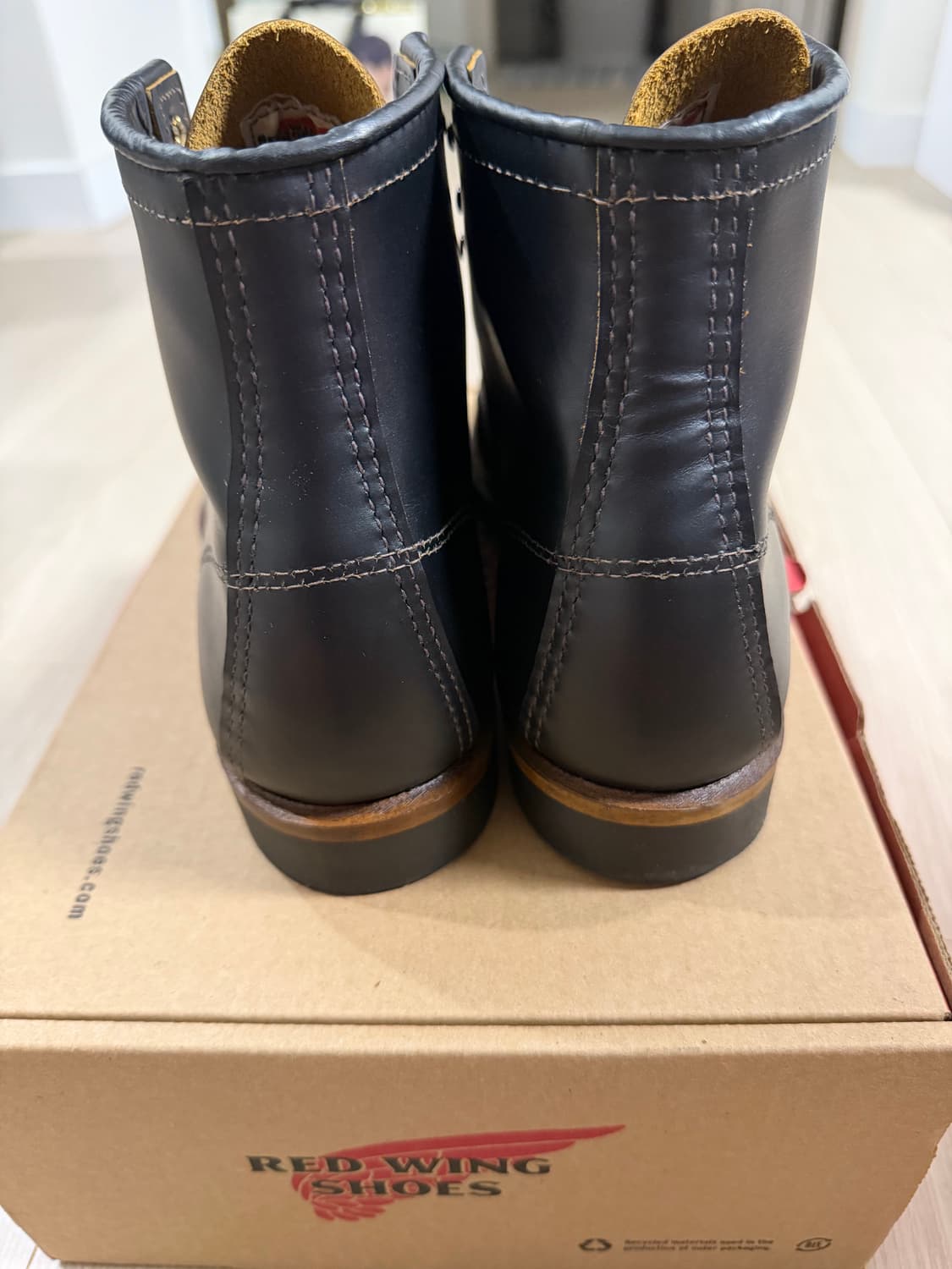 [8D, 260]레드윙 벡맨 9060 플랫박스 상품이미지2