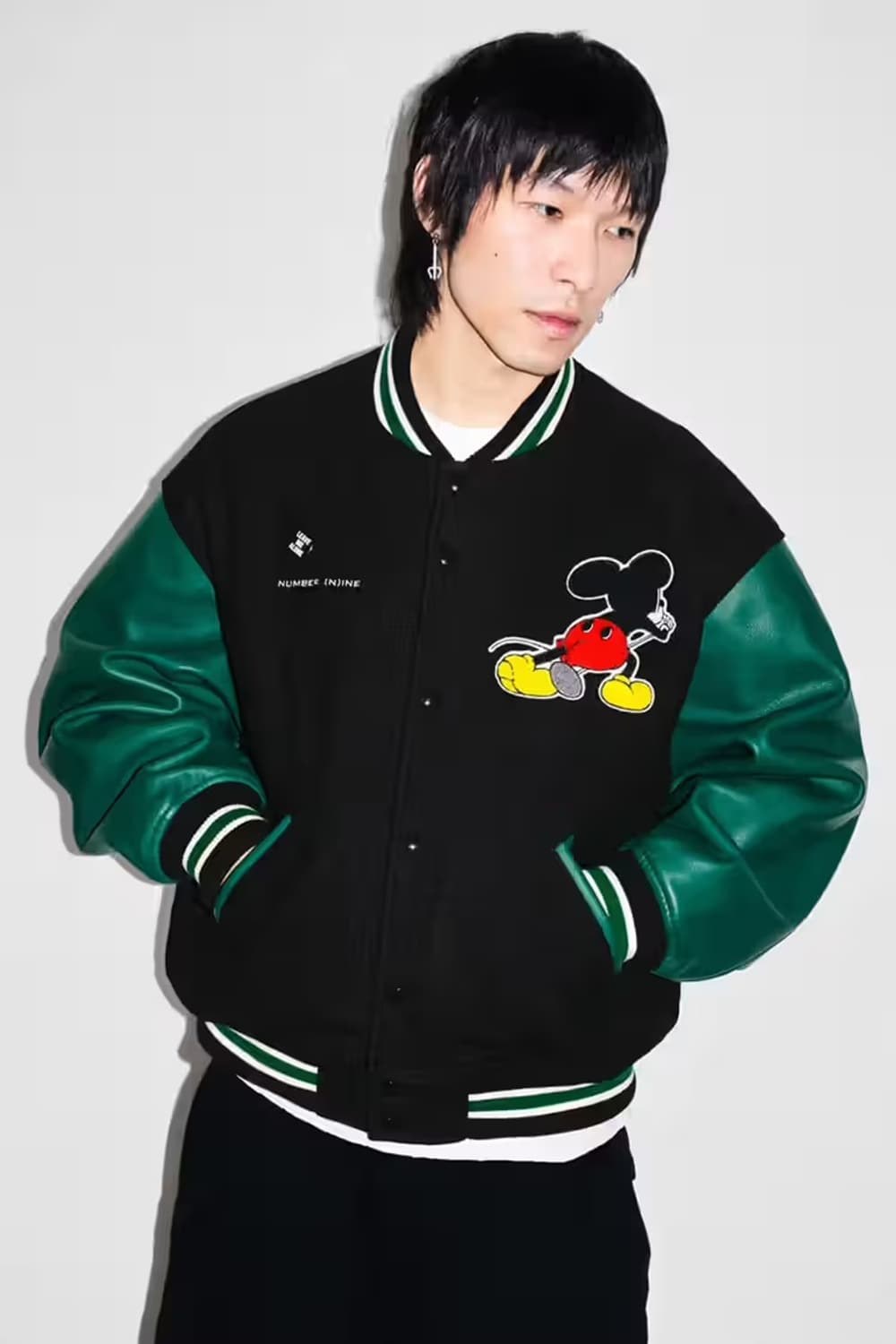 슈프림 x 넘버 나인 x 미키 마우스 바시티 자켓 블랙 - 25FW 상품이미지2