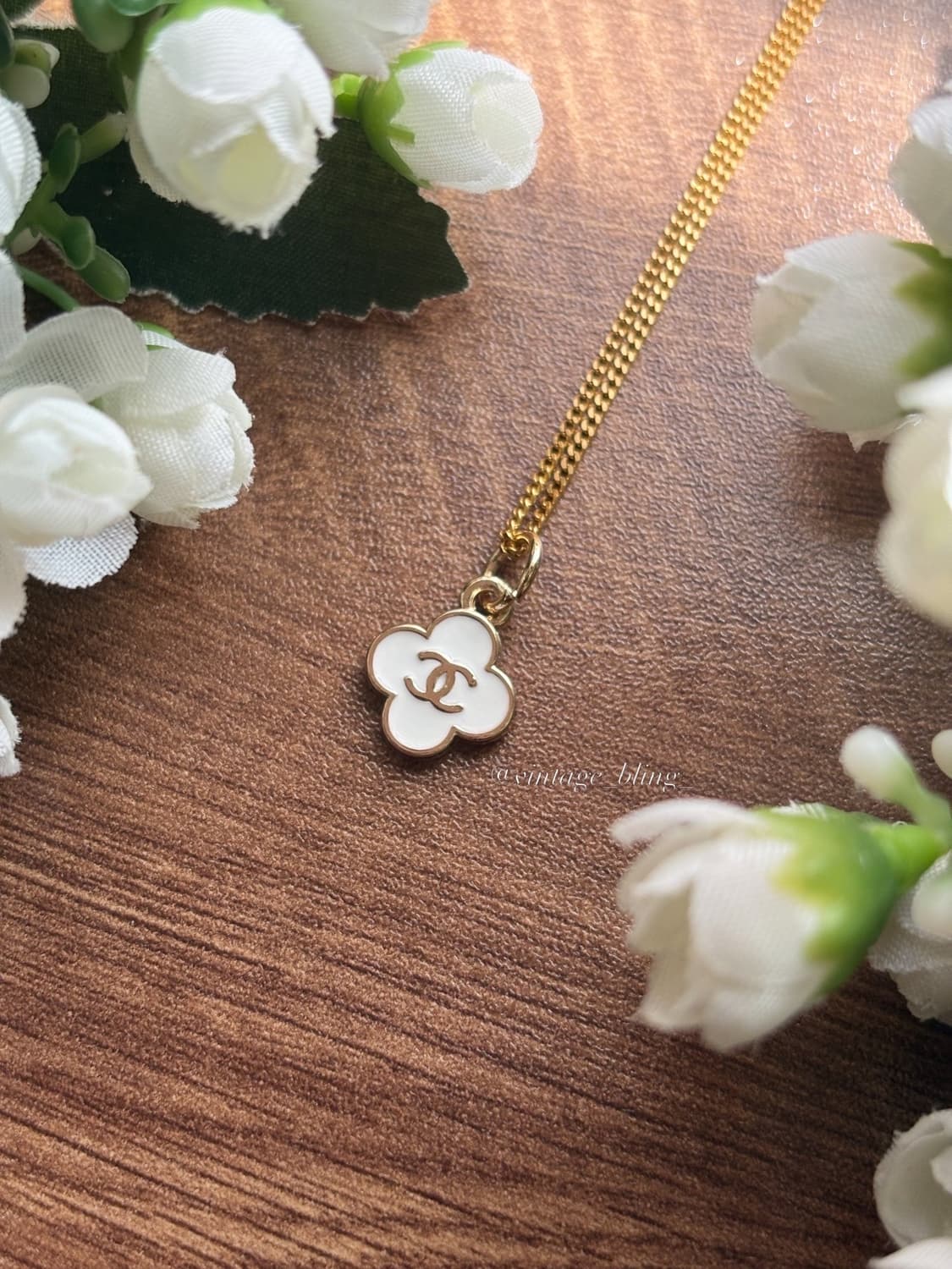 화이트) 샤넬 미니 클로버 골드 목걸이 상품이미지1