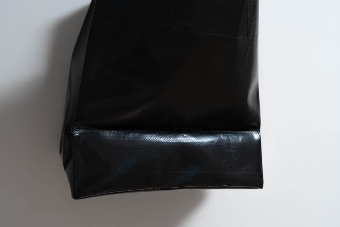 프라이탁 F250 SONNY 소니 토트백 올블랙 상품이미지3