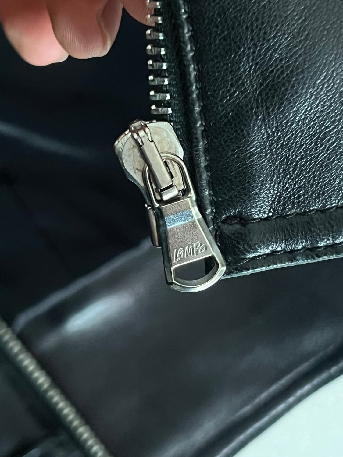 램스킨 솔리드 옴므 가죽자켓 solid homme 상품이미지3