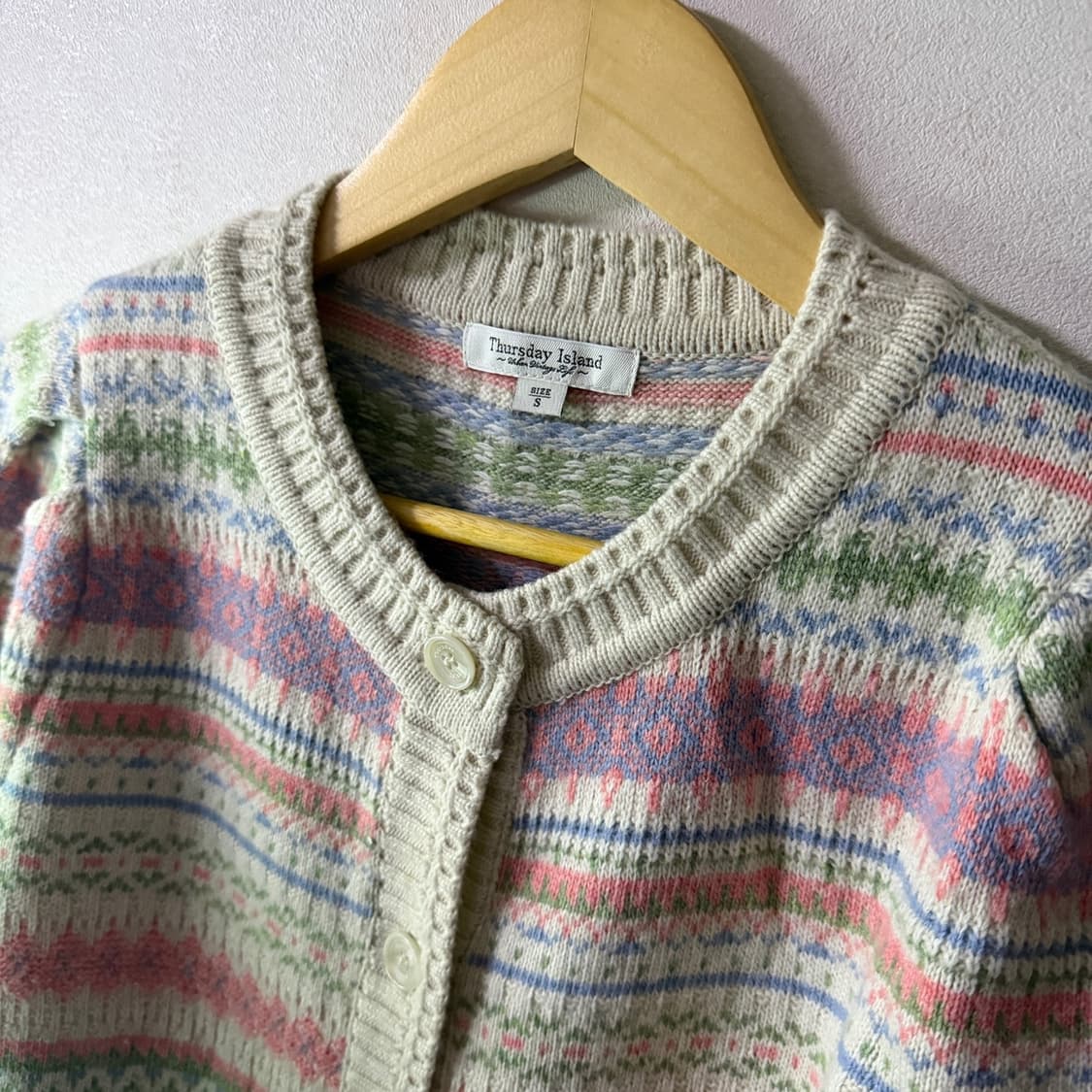 써스데이아일랜드 전판 자카드 가디건 S (여성 66정도) 상품이미지1