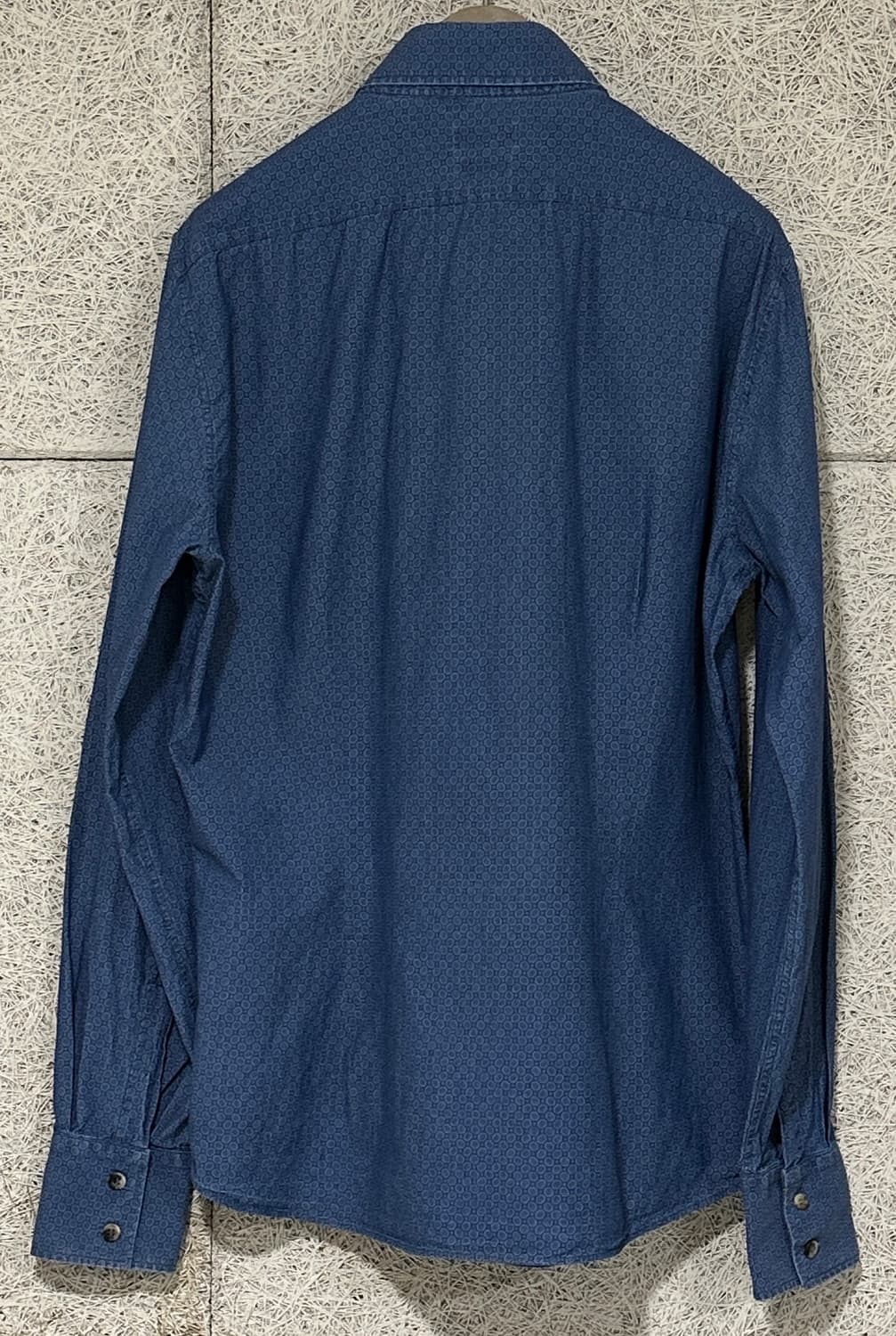 브루넬로 쿠치넬리 이탈리안 핏 자수 패턴 네이비 셔츠 상품이미지4